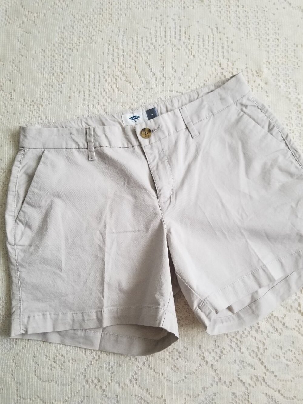 Old Navy Khaki Chino Short Size 6